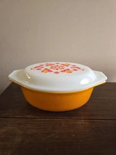 VTG Pyrex Ovenware 043 Friendship Birds 1-1/2qt Casserole Dish W/Lid  Multicolor