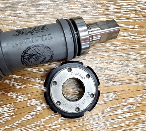 Syncros Titanium Square Taper Bottom Bracket 73mm shell, 128mm spindle - Picture 3 of 5