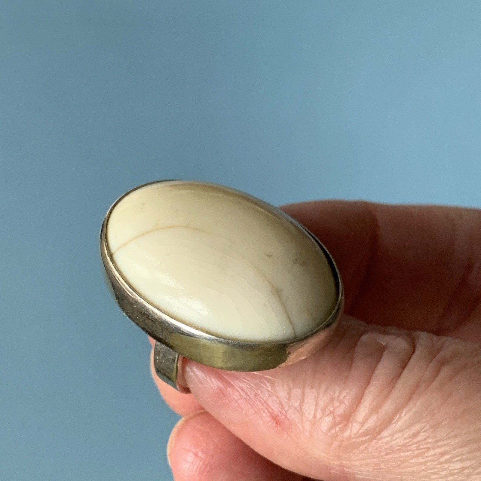 Vintage Large Solid Silver 925 Statement Ring Whi… - image 7