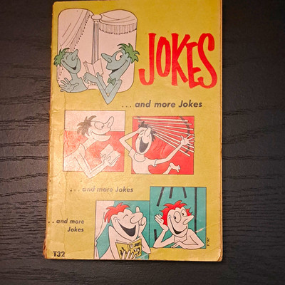Scholastic Staff Jokes ... and more Jokes Paperback Humor Ages 9-12 English