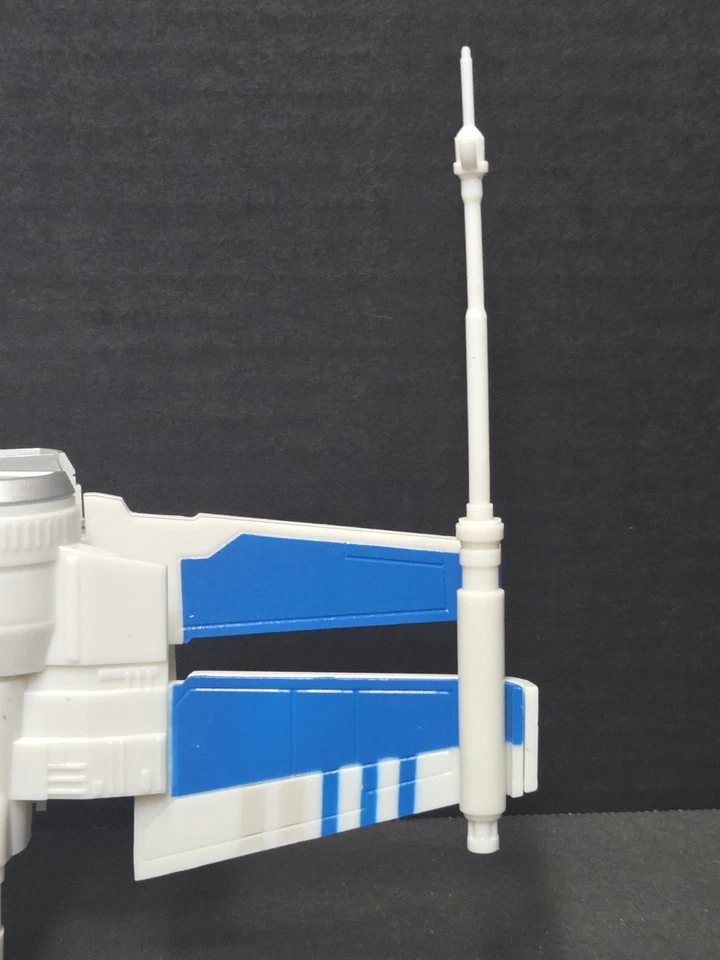 Star Wars Resistance X Wing Fighter modelo de juguete de plástico juego Foto 4 de 4