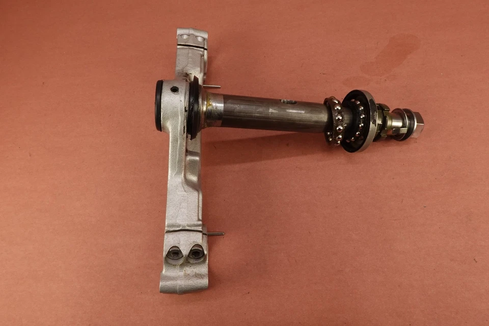 Yamaha V Star 650 XVS650 1998-2015 clásico triple árbol abrazadera inferior vástago Foto 4 de 4