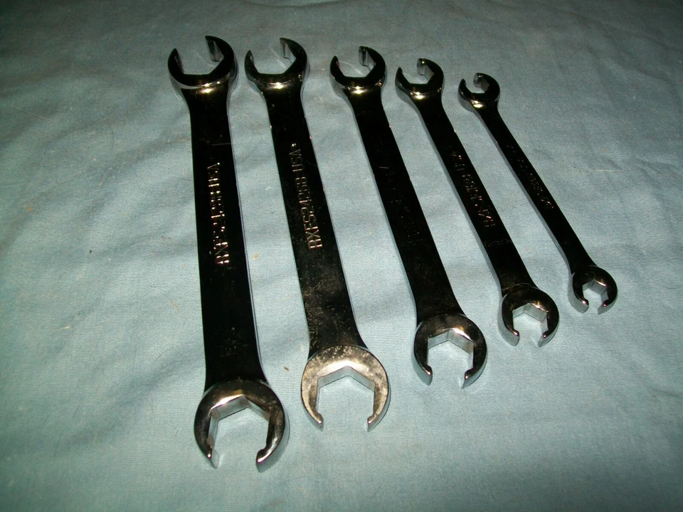 New Snap-on™ 3/8" to 7/8" 6-point flare nut tubing wrench RXFS1214B to RXFS2428B - Image 2 of 4