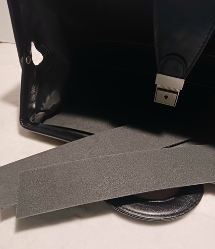 Ronts Black Saddleback Leather Front Door Briefcase Dust Cover New - Picture 7 of 11