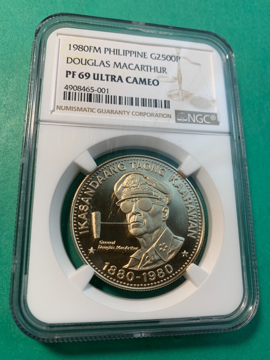 PHILIPPINES 1980 2500 PISO GENERAL MACARTHUR GOLD COMMEMORATIVE