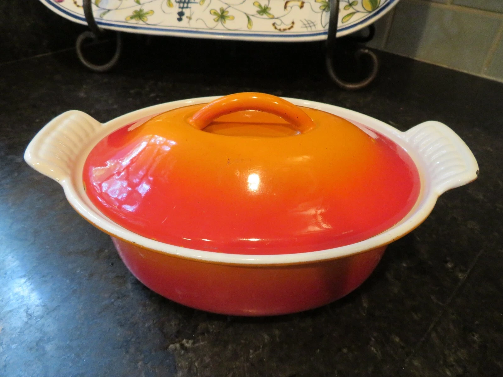 Vintage Le Creuset Pot #20 Dutch Oven Cookware Dish INC Lid 8X6X4H CRACK FLAME