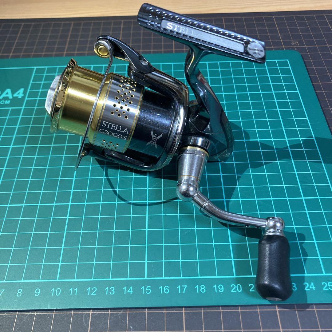 SHIMANO Stella C3000S Fishing Reel - Used, Light Scratches 