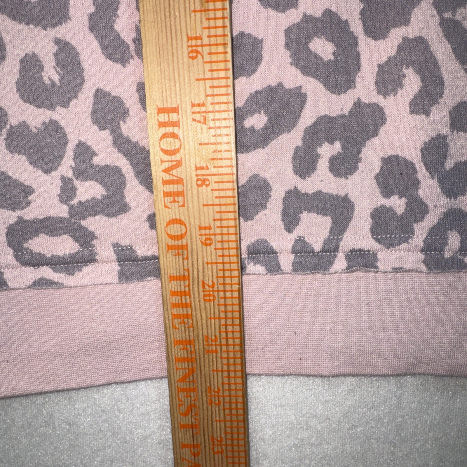 Grayson Threads Medium Leopard Print Pink Gray Qu… - image 4