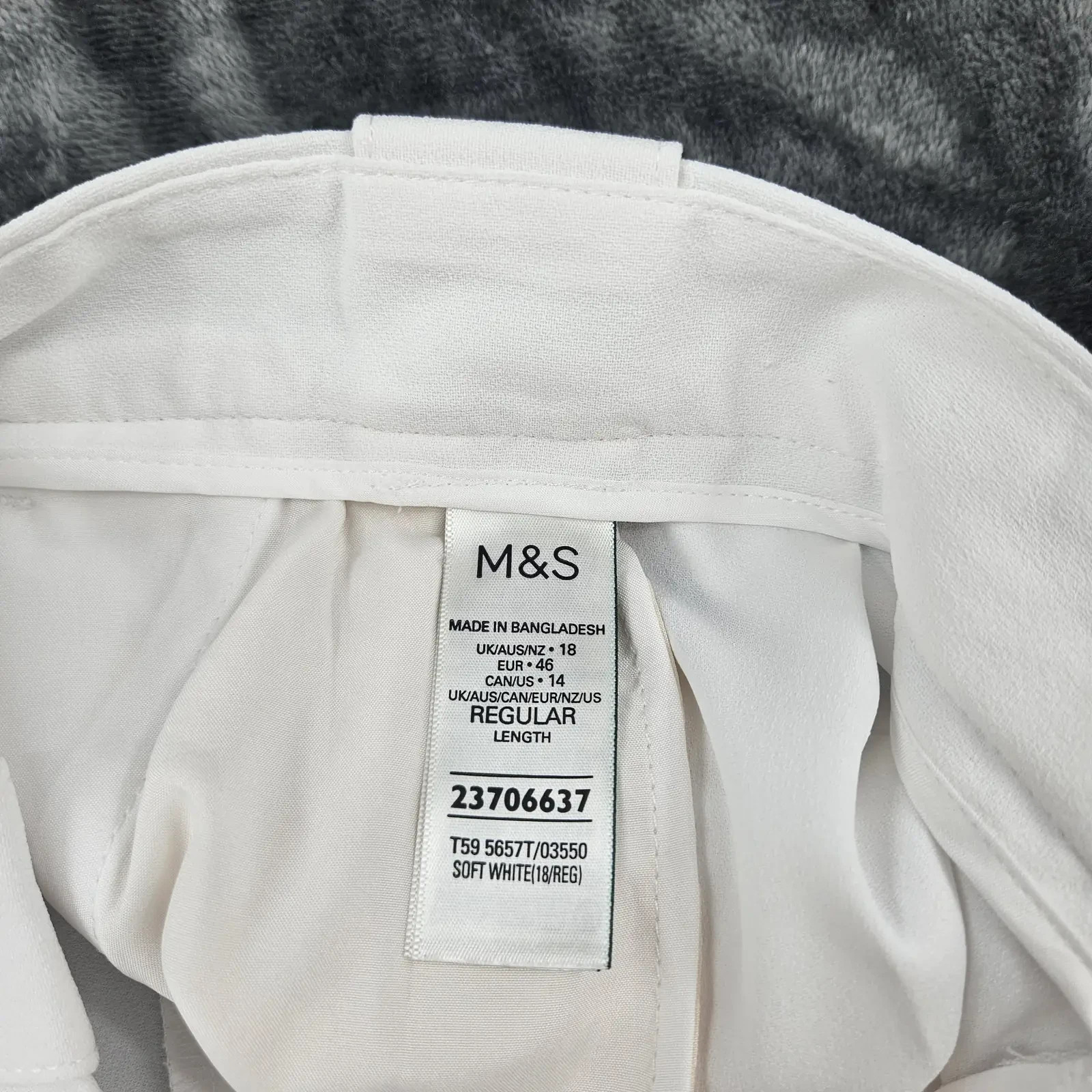 M&S Womens Tailored Trousers UK 18 Regular Soft White Pleated Smart Pants image 6