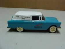 Liberty classics die-cast 1955 Chevy sedan 2nd anniversary 1993 coin bank, key