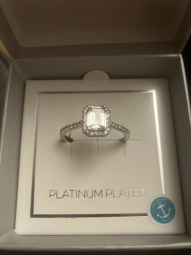Platinum CZ Ring Sparkly Size T 1/2 Great Quality New - Picture 1 of 2