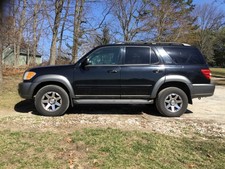 2004 Toyota Sequoia SR5