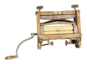 Antique Anchor Brand Clothes Wringer 1893 L.M. Co Erie, PA Wooden Decor Rustic