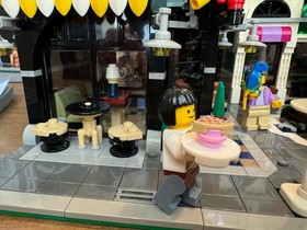 Lego Assembly Square Creator Expert Modular 10255 Complete W Box + Instructions