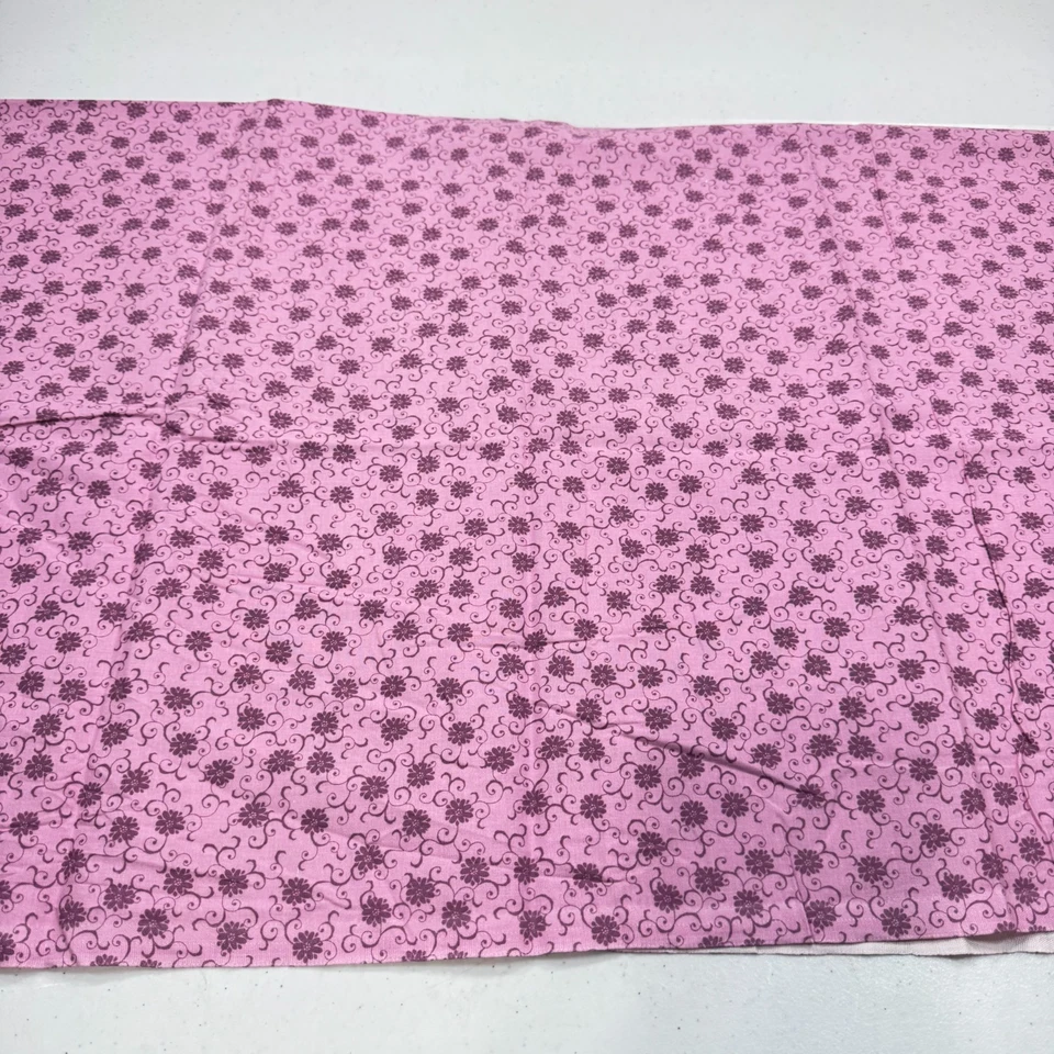 quilting fabric floral purple cotton 42x30 - Image 2 of 4