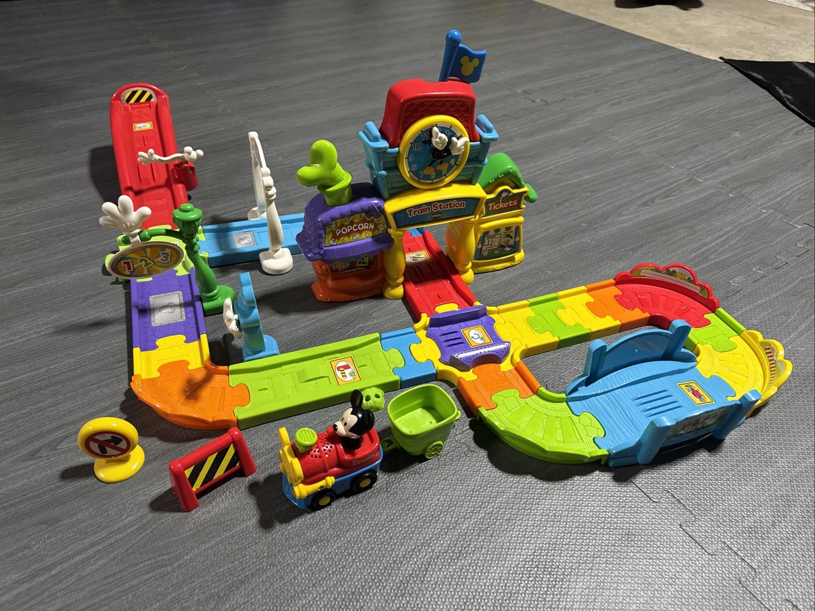 Vtech Go! Go! Smart Wheels MICKEY MOUSE Choo-Choo Express TR