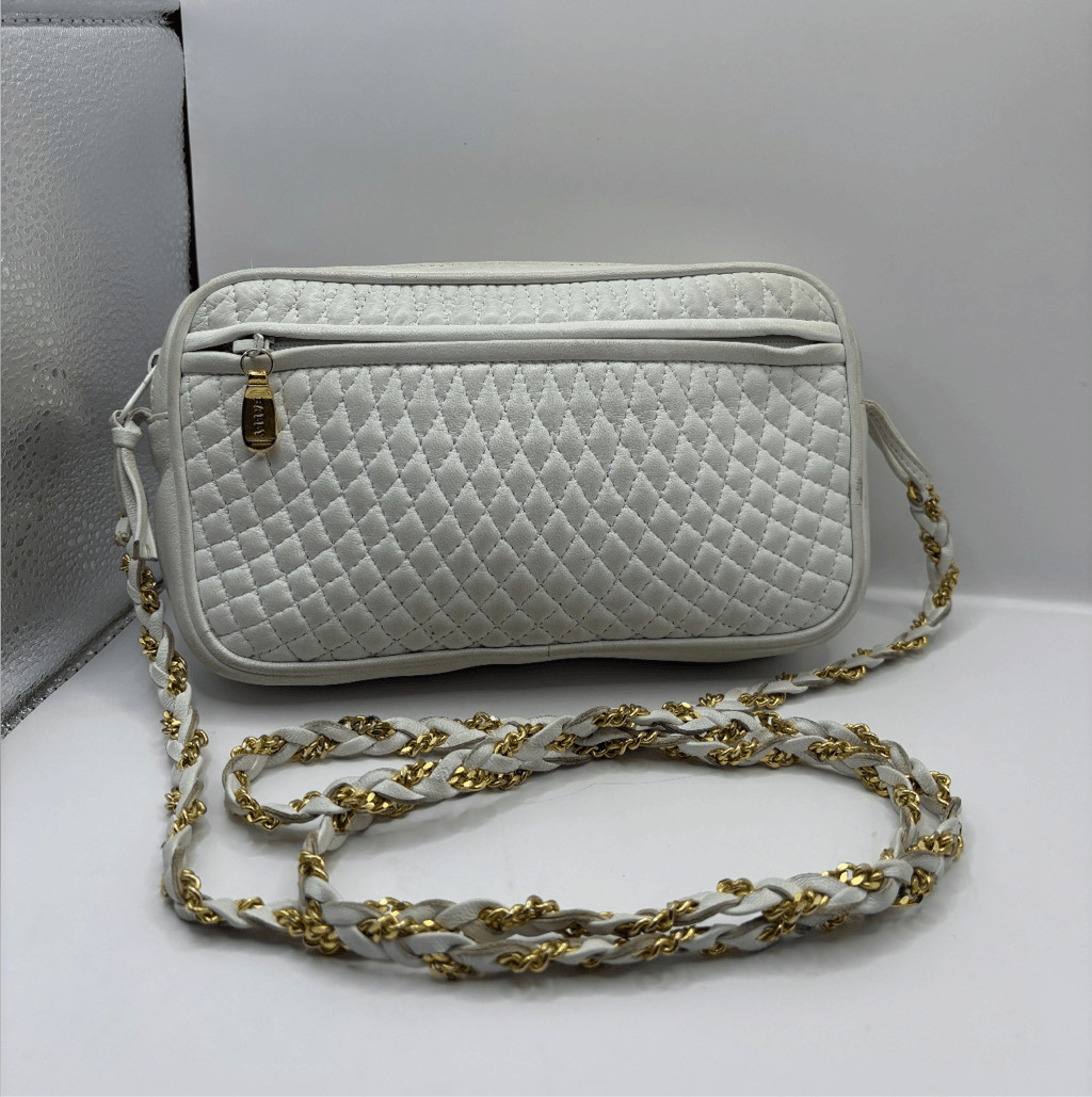 ショルダーバッグ・ポシェット BALLY Woman Crossbody bags White DONAEQT U102Y Bally Women's Quilted Leather Crossbody Purse White With