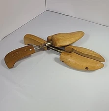 Shoe Keeper No 4 Mohawk Rochester NY Shoe Tree Co Split Toe Pair Vintage