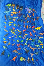 Mixed Lot Of 100 Toy Dinosaurs Various Sizes, Brands and Species