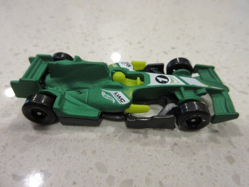 Hot Wheels HW F1 Racer GREEN 1:64 DIECAST Toy Race Car - Picture 2 of 4