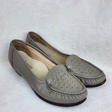 Soft & Sports Womens Beige Leather Comfort Low Wedge Slip-On Heels 9N USA Made