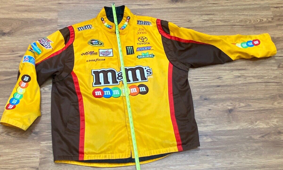 KYLE BUSCH #18 M&M's Jacket 3XL Joe Gibbs Racing Team NASCAR KYLE BUSCH #18 M&M's Jacket 3XL Joe Gibbs Racing Team NASCAR