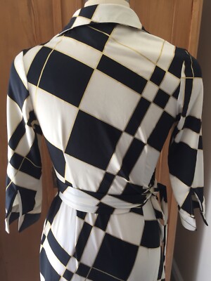 Julie Brown Milo Check 3/4-Sleeve Mini Wrap Dress, Moonshine Size 0 or P | eBay Julie Brown Milo Check 3/4-Sleeve Mini Wrap Dress, Moonshine Size 0 or P | eBay