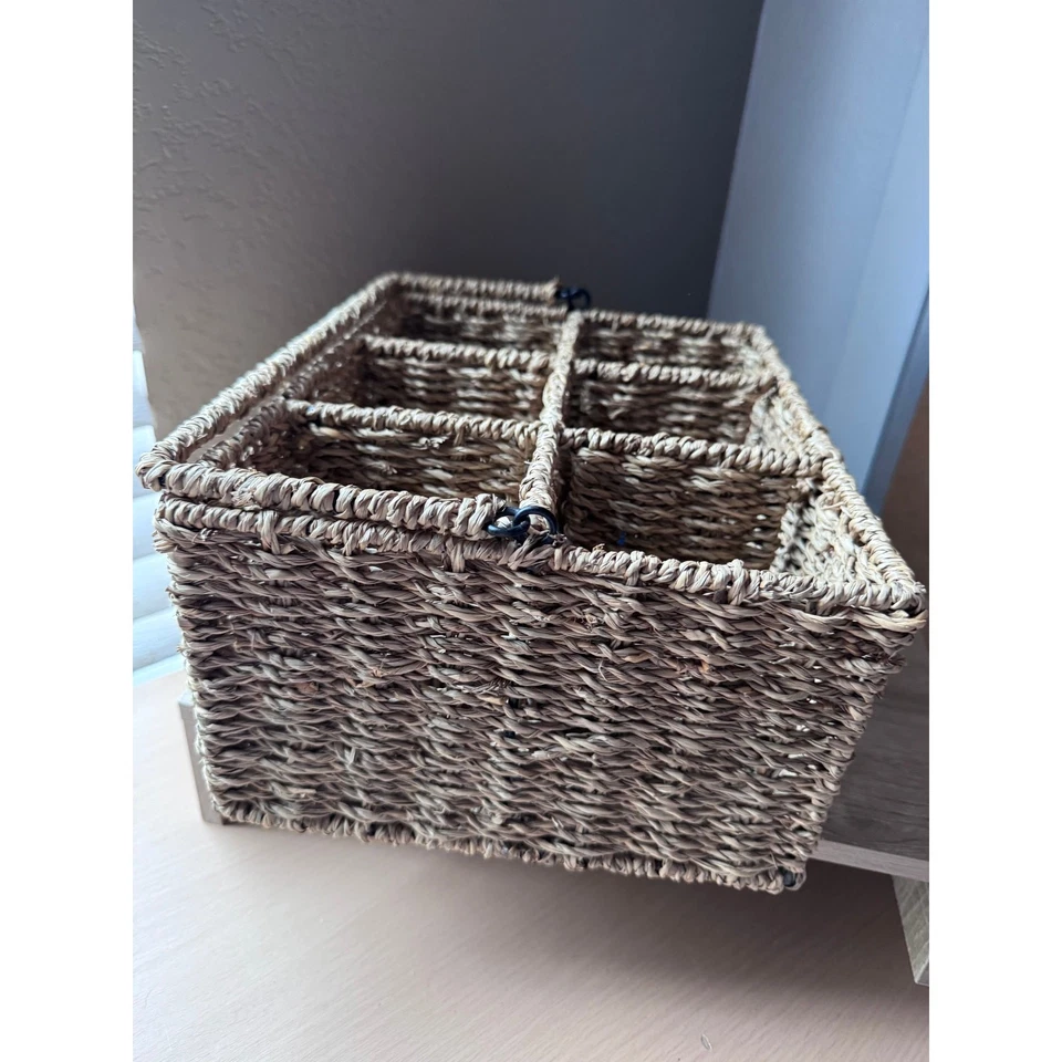 Coastal Woven Basket with Seahorse Accent - Image 3 of 4