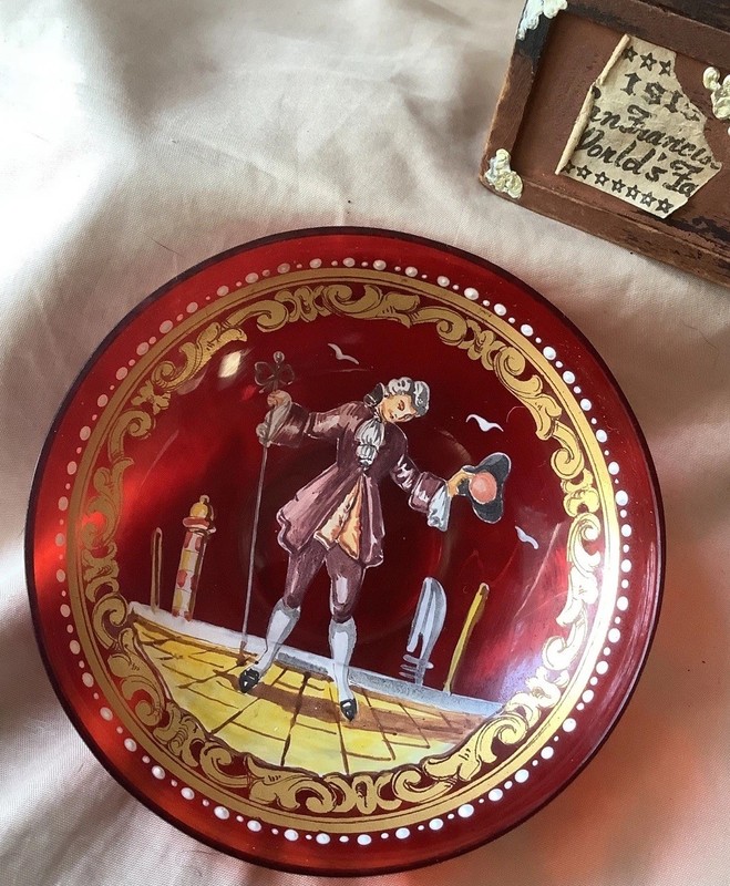 VTG Italian Venetian Enameled Portrait Gilt art Glass Bowl Trinket Dish Red NICE
