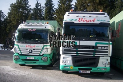 LKW Foto Mercedes-Benz Actros Kofferauflieger Österreich grün TRANSP. Vög #i1it