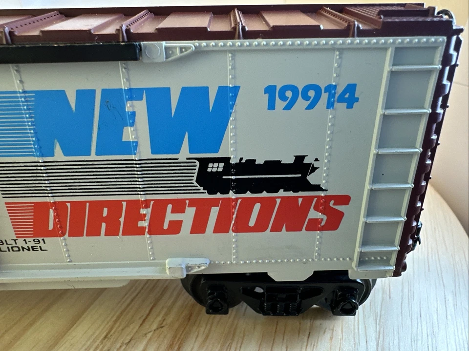 LIONEL O GAUGE WELCOME TO TOY FAIR 1991 NEW DIRECTIONS BOXCAR 19914 FROM 1991 - Image 2 of 4