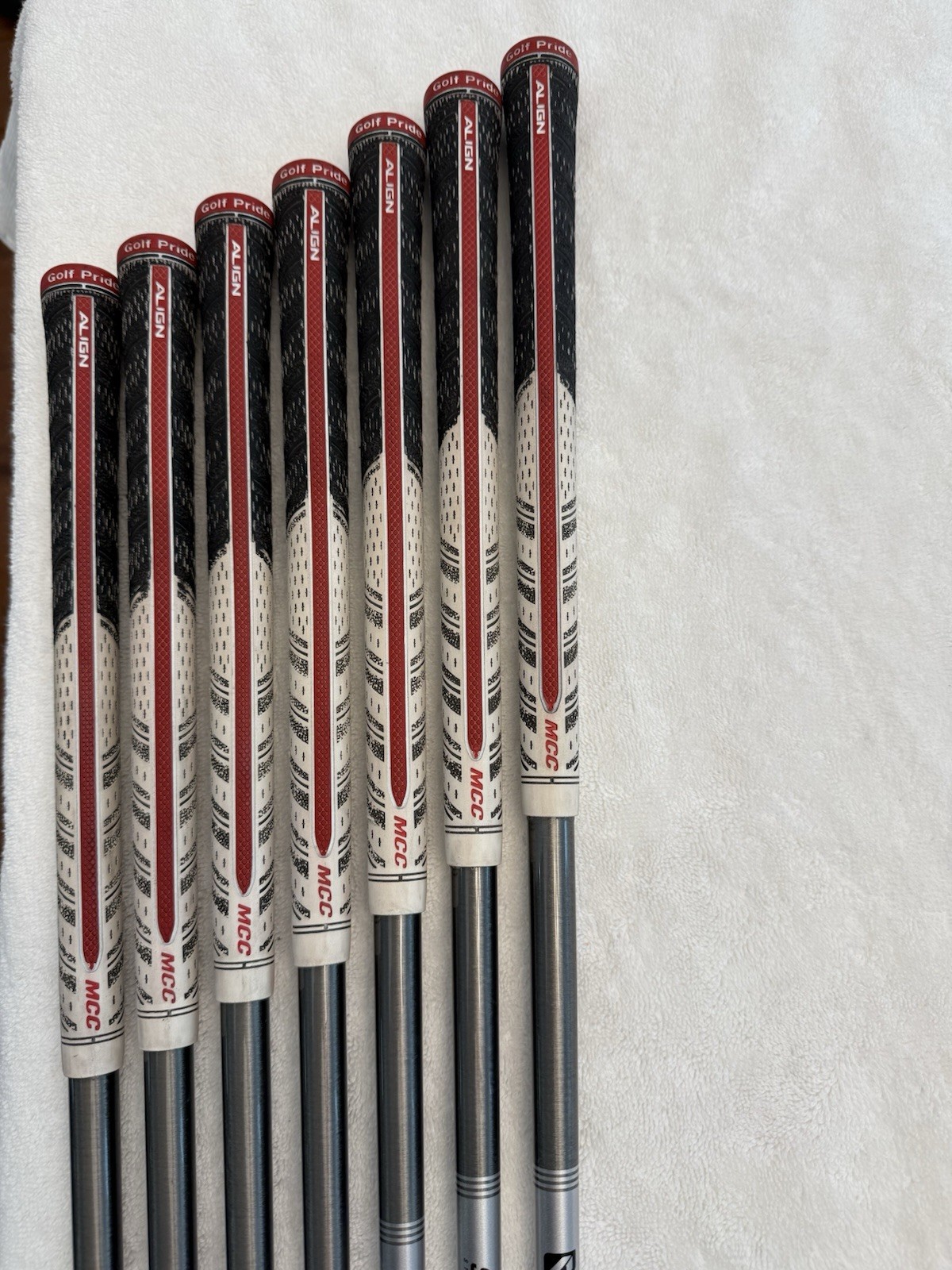 620 CB 3-PW Iron Set w/ Project X LZ Steel Shafts - Titleist Golf Club