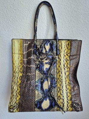 Balenciaga Shopper Cabas Papier as seen on Kate Moss