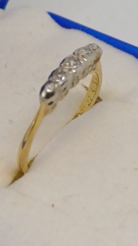 Art Deco 18ct Gold 5 Stone Diamond Ring Hallmarked C1936 - Picture 4 of 24