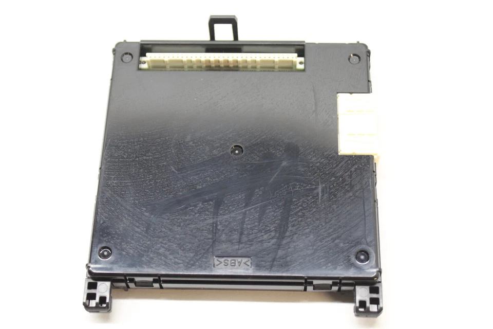 Toyota Prius C 2014 multiplex carrocería control 89221-52381 fabricante original 12 13 14 Foto 3 de 4