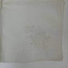 Vtg Embroidered Floral White Ladies Hankie Handkerchief 11  Square