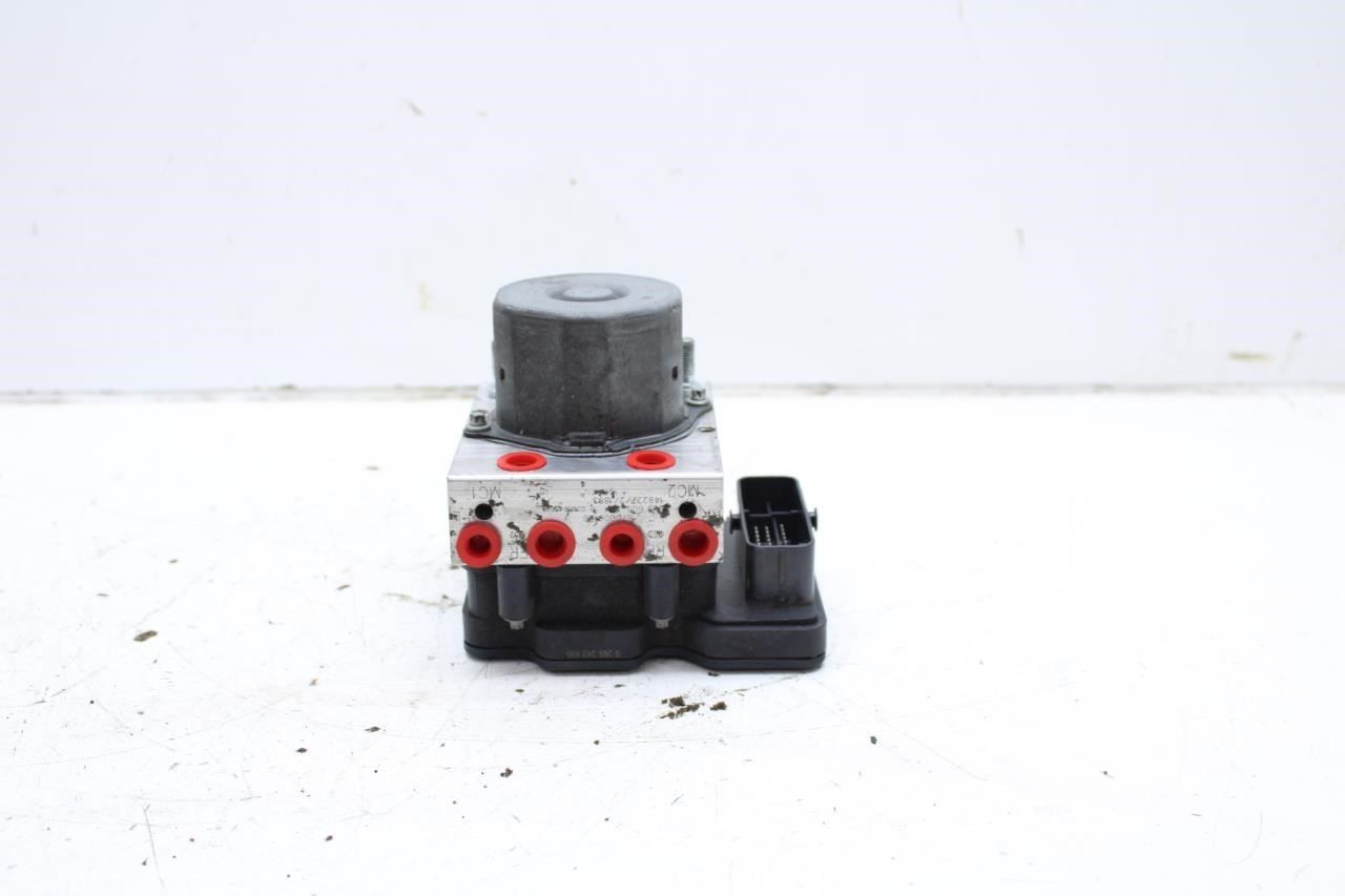 14-17 Maserati Ghibli 3.0L RWD ABS Anti Lock Brake Pump Control Module 670008166