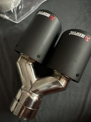 NEU BMW M5 F10 Akrapovic Auspuff Carbon Duplex Endschalldämpfer TP-CT/10
