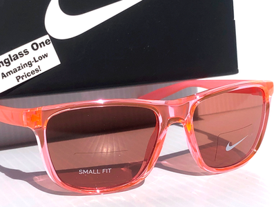 f*p様 た*シ様 NIKE サングラス　EV0251 001 Nike FLIP ASCENT Translucent Pink Frame Pink Lens Small Fit
