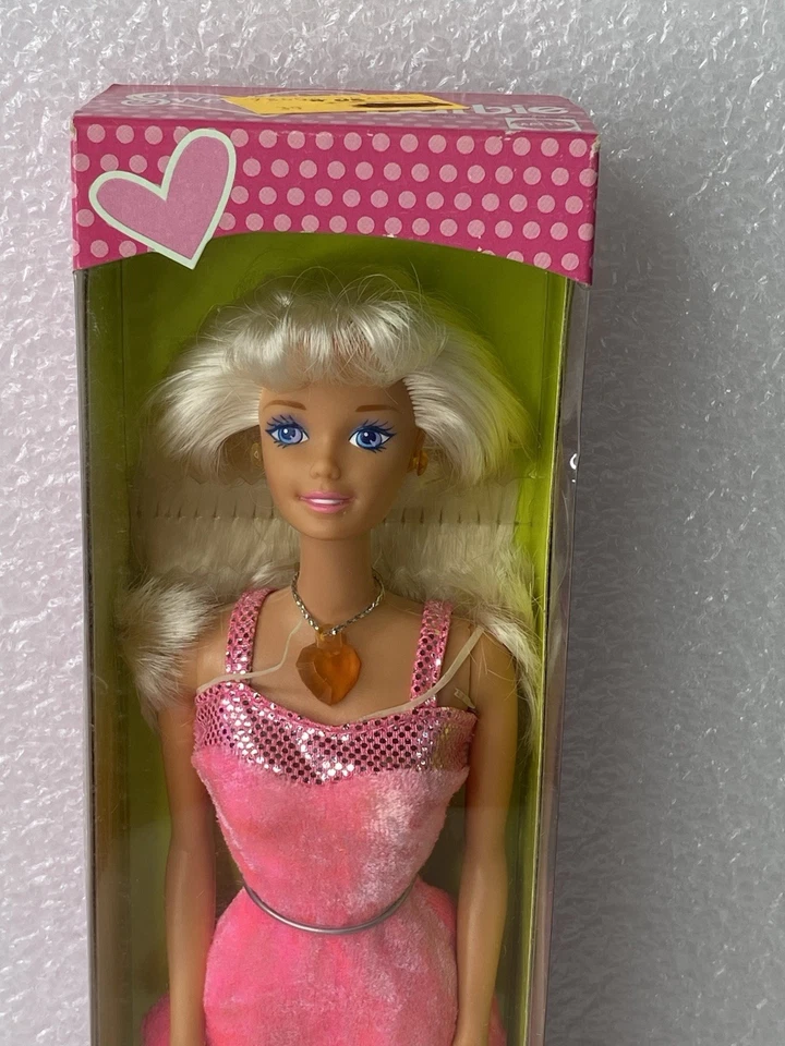 Muñeca Barbie Sweetheart 1997 Mattel #18608 vestido rosa pelo rubio Foto 2 de 4