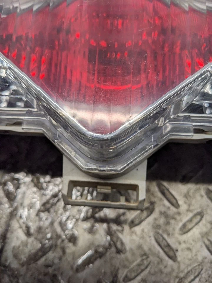 Tercera luz de freno Scion FR-S 2013-2017 lámpara de reversa OEM FRS BRZ 13-17 1176592 Foto 3 de 4