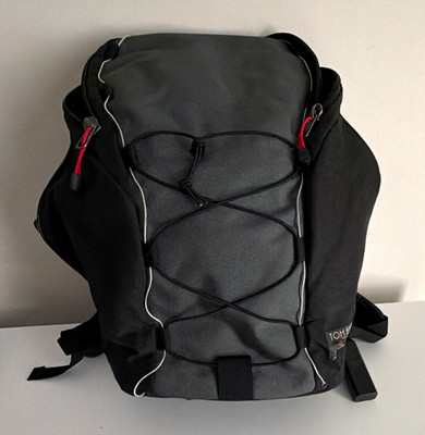Tom Bihn Smart Alec Backpack in Gray/Iberian Colorway