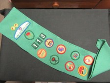 Girl Scout Sash with Insignia       GS