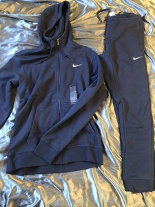 nike hoodie and pants set men's