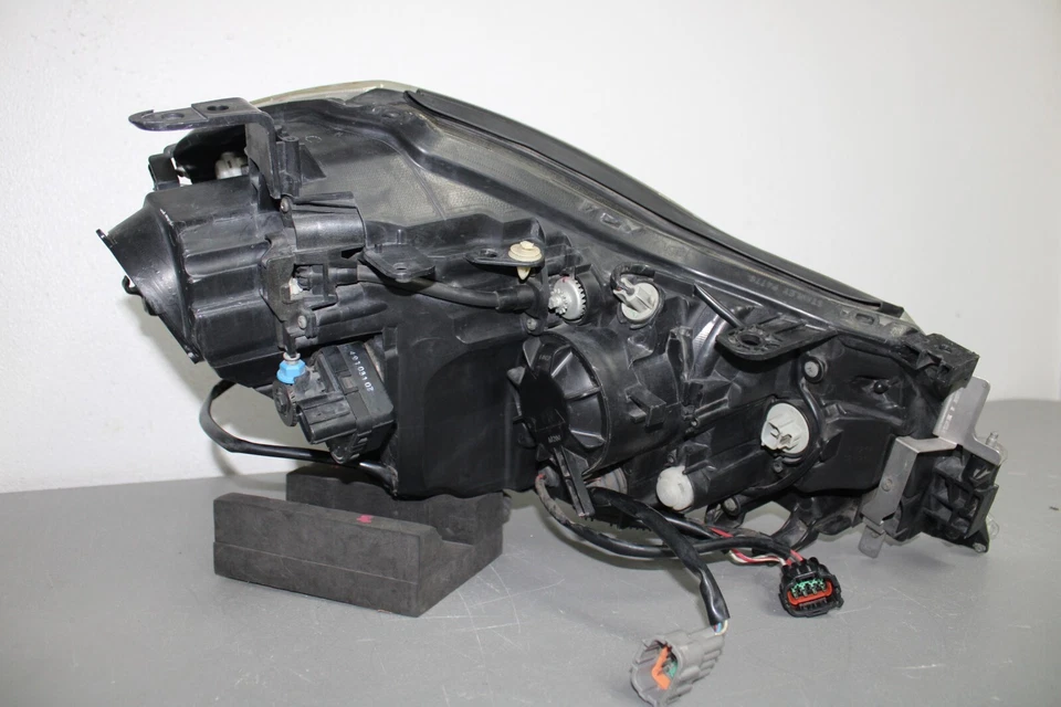 Faro oculto de xenón lado izquierdo Infiniti M35 M45 2006 2007 OEM Foto 4 de 4