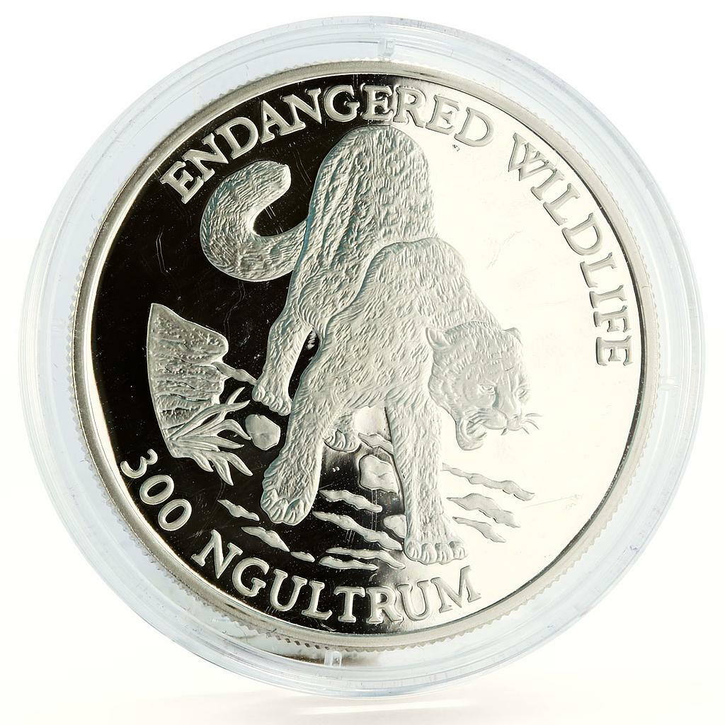 招*@様 ブータン王国 1993年 銀製 300 NGULTRUM Bhutan 300 ngultrums Endangered Wildlife Snow Leopard proof silver