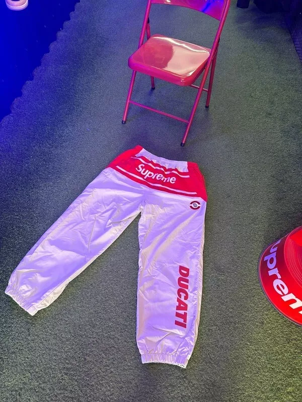 Supreme Ducati   XL Track Pantalon / Joggers