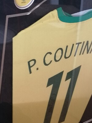 Maillot Du Brésil Autographié Par Philippe Coutinho - Avec Certificat D'authenticité