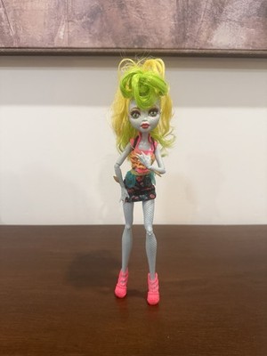 Monster High Lagoonafire Freaky Fusion Doll Mattel Jinafire Lagoona *Incomplete