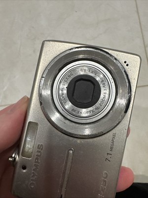 Olympus FE FE-230 7.1MP Digital Camera - Silver for sale online | eBay